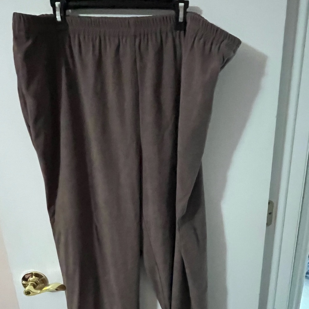 Bob Mackie 
Wearable art  2X women’s Brown Long Pants